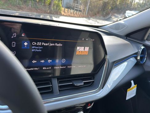 New 2026 Chevrolet Trax LT w/ Driver Confidence Package image 21