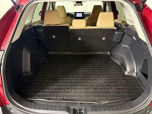 Used 2020 Toyota RAV4 LE FWD image 41