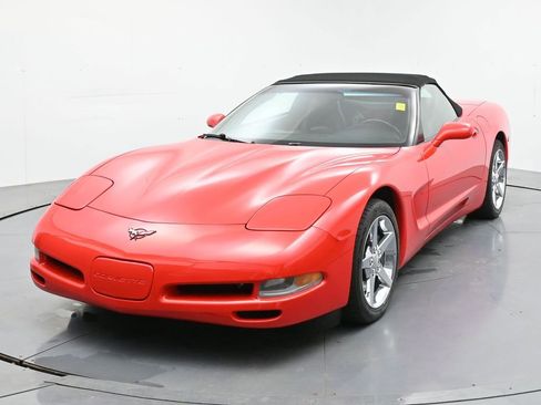 Used 1998 Chevrolet Corvette Convertible w/ Performance Handling Pkg RWD image 2