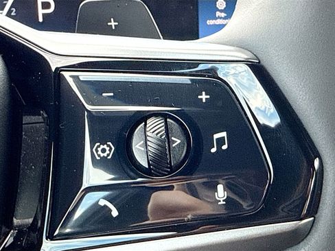 Used 2026 BMW 530i image 40