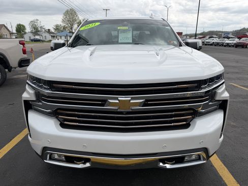 Used 2021 Chevrolet Silverado 1500 High Country w/ Technology Package image 6