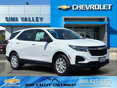 Certified 2024 Chevrolet Equinox LS w/ LPO, Floor Liner Package FWD image 1