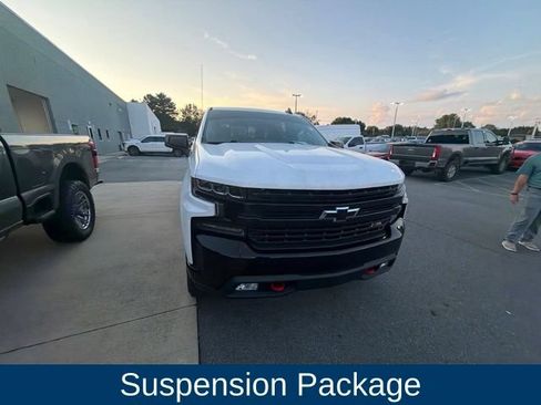 Used 2020 Chevrolet Silverado 1500 LT Trail Boss AWD/4WD image 11