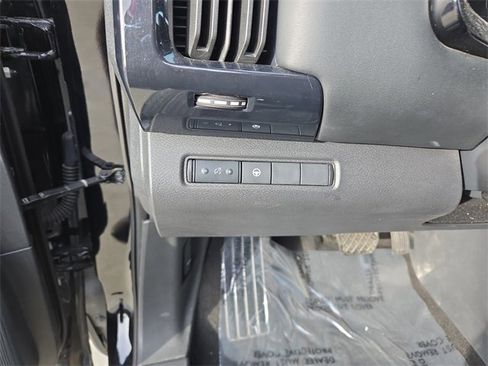 Certified 2024 Nissan Pathfinder SV image 19