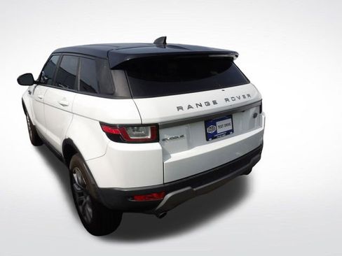 Used 2018 Land Rover Range Rover Evoque SE AWD/4WD image 9