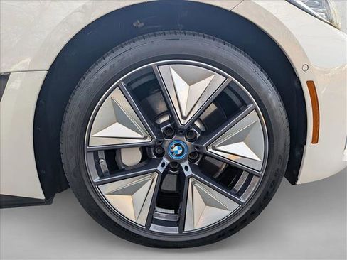 Used 2023 BMW i4 eDrive35 w/ Premium Package image 23