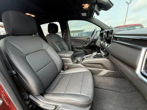 Used 2023 GMC Canyon Elevation w/ Elevation Premium Package AWD/4WD image 7