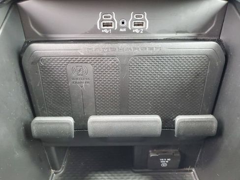 Used 2025 RAM 1500 Big Horn image 28