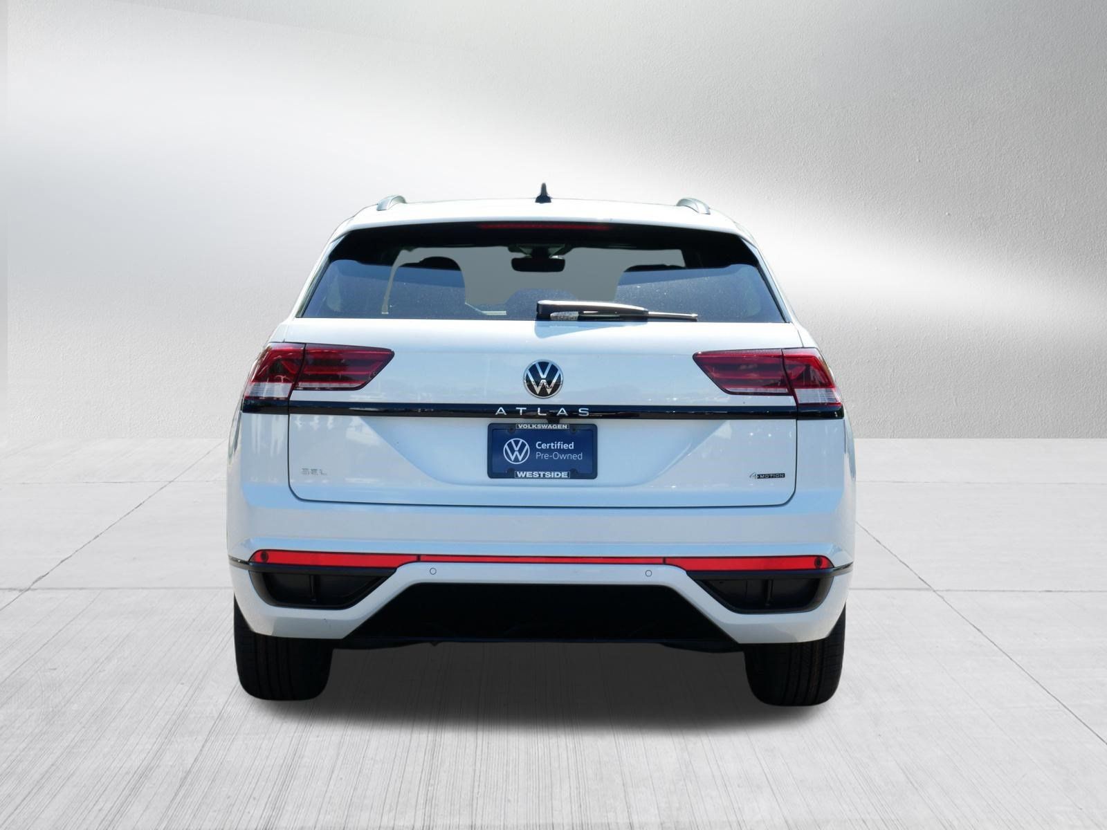 Certified 2023 Volkswagen Atlas Cross Sport SEL R-Line AWD/4WD image 6