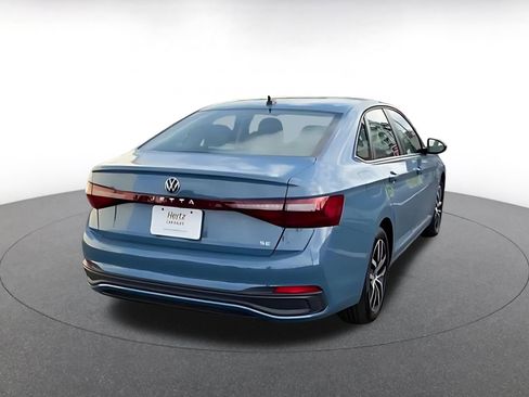 Used 2025 Volkswagen Jetta SE image 14