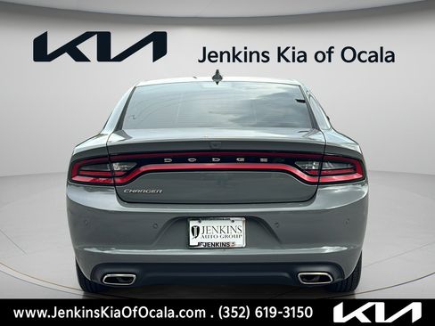 Used 2023 Dodge Charger SXT RWD image 4