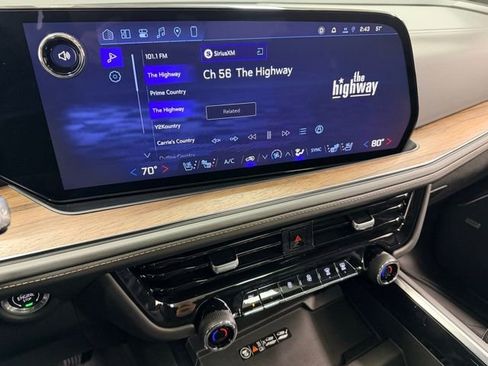 Used 2026 Chevrolet Tahoe High Country image 13