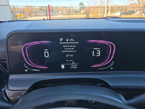 Used 2025 Kia Seltos S image 24