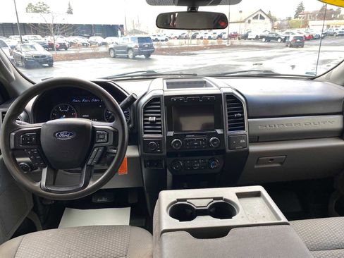 Used 2020 Ford F250 XLT image 5