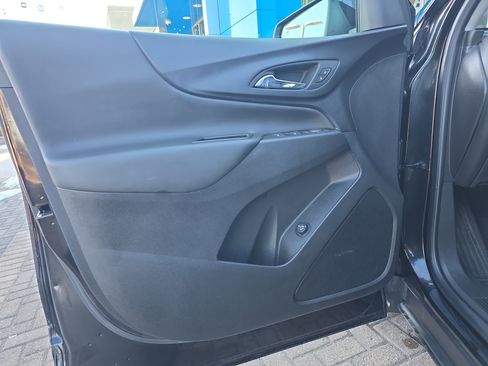 Used 2022 Chevrolet Equinox LT image 14