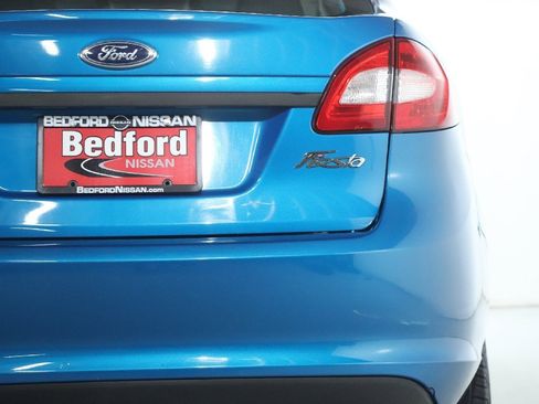 Used 2013 Ford Fiesta SE image 42