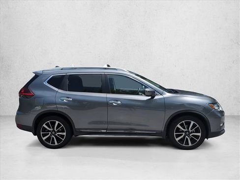 Used 2019 Nissan Rogue SL w/ Premium Package FWD image 4