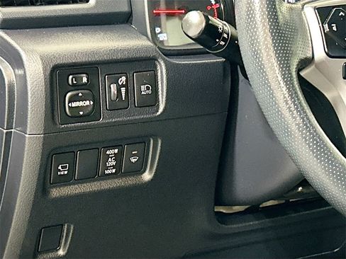 Used 2023 Toyota 4Runner SR5 Premium image 8