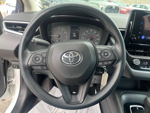 Used 2023 Toyota Corolla LE w/ Carpet Mat Package (TMS) FWD image 18