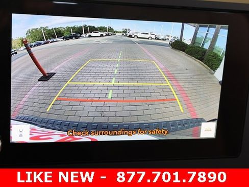 Used 2025 Toyota 4Runner SR5 image 24