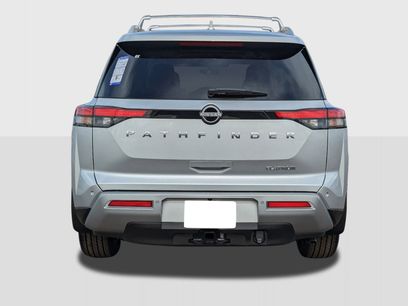 New 2025 Nissan Pathfinder Platinum w/ Cargo Package