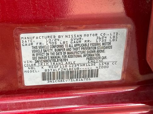 Used 2025 Nissan Versa SV image 25