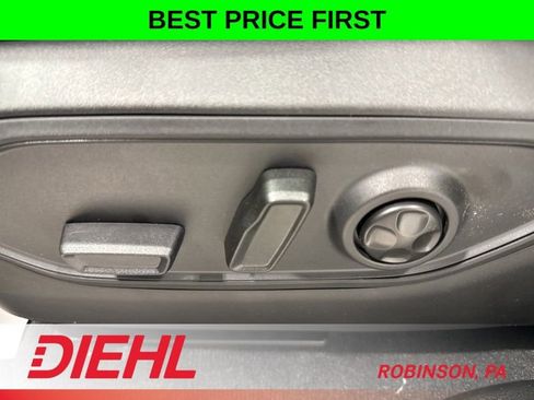 New 2026 Jeep Grand Cherokee Altitude AWD/4WD image 20