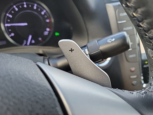 Used 2013 Lexus IS 250C image 29