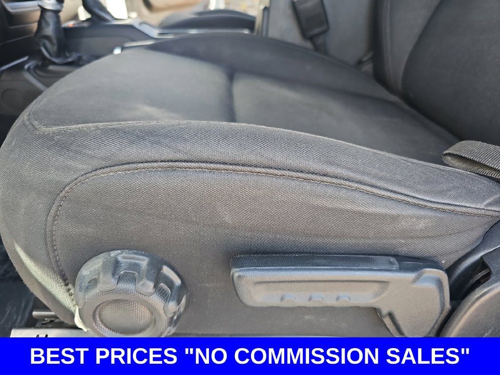 Used 2023 Jeep Wrangler Unlimited Sport AWD/4WD image 27
