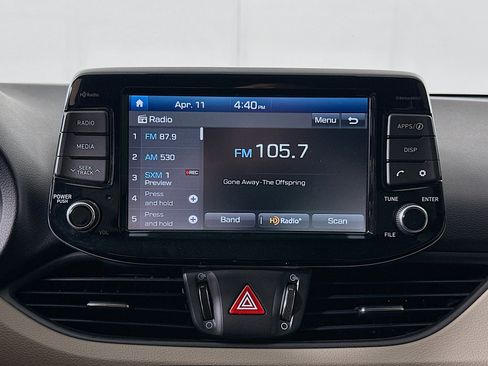 Used 2019 Hyundai Elantra GT image 19