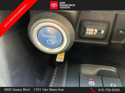 Certified 2021 Toyota Venza LE AWD/4WD image 24