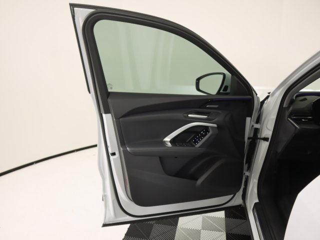 Certified 2025 Audi Q5 Prestige AWD/4WD image 10