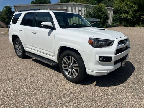 Used 2022 Toyota 4Runner TRD Sport w/ Technology Package AWD/4WD image 9