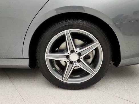 Used 2017 Mercedes-Benz E 300 E 300 Sport RWD Sedan w/ Premi image 9