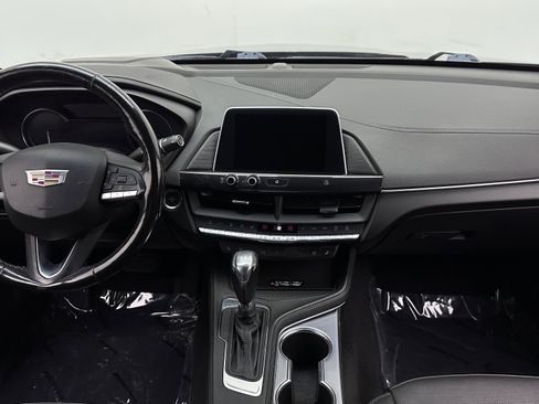 Used 2020 Cadillac CT4 Premium Luxury RWD image 33