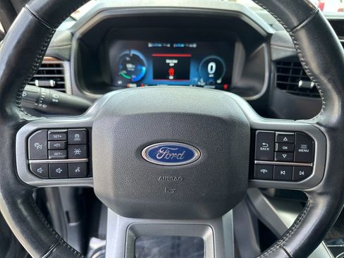 Used 2022 Ford F150 Lightning Lariat AWD/4WD image 22
