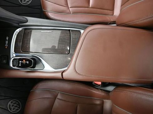 Used 2021 Buick Enclave Avenir w/ Avenir Technology Package image 36