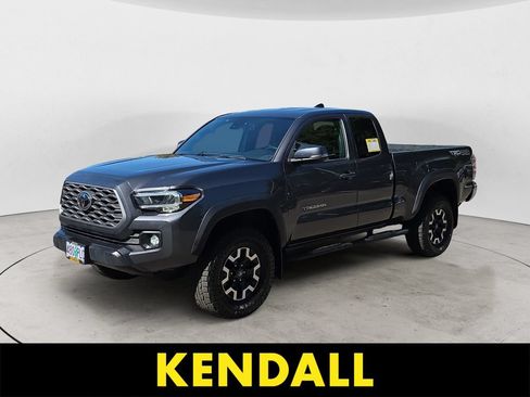 Used 2021 Toyota Tacoma TRD Off-Road w/ TRD Premium Off Road Package AWD/4WD image 1