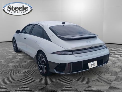 Used 2025 Hyundai Ioniq 6 SEL RWD image 3