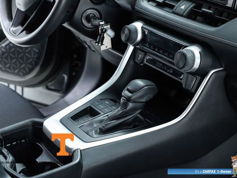 Used 2020 Toyota RAV4 LE image 70