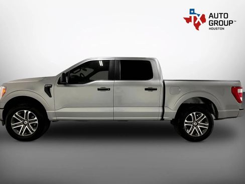 Used 2022 Ford F150 XL w/ STX Appearance Package RWD image 9