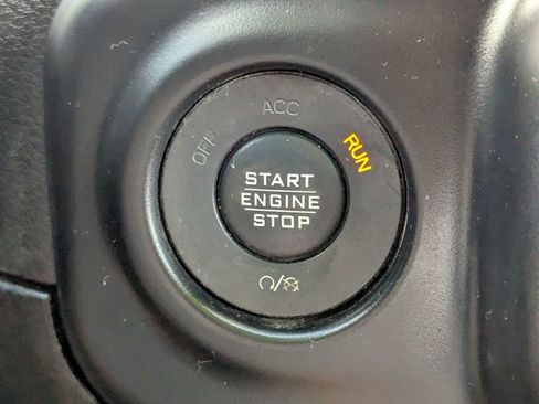 Used 2020 Jeep Wrangler Unlimited Sport S AWD/4WD image 28