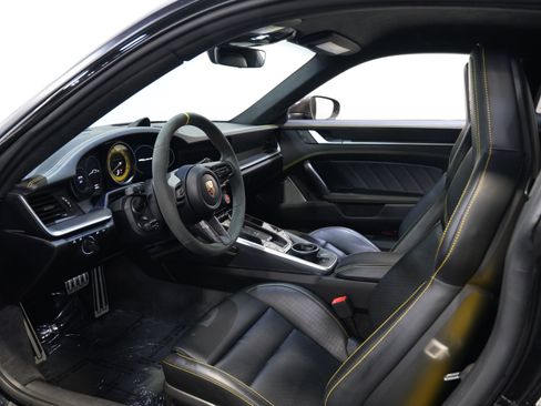 Used 2022 Porsche 911 Turbo S AWD/4WD image 30