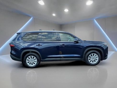 Used 2026 Toyota Grand Highlander AWD Hybrid image 24