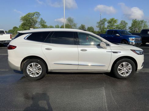 Used 2019 Buick Enclave Essence FWD image 15