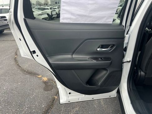 New 2026 Nissan Kicks SV w/ Cold Weather Package FWD image 15