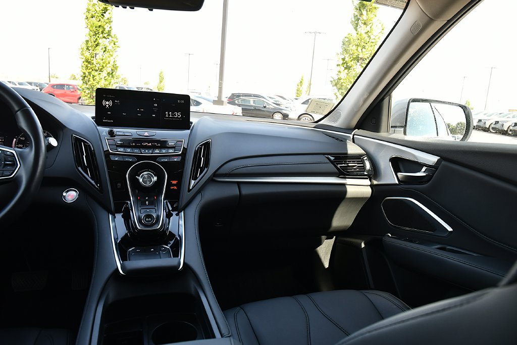 Used 2024 Acura RDX SH-AWD image 27