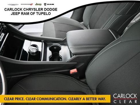 Used 2025 Jeep Grand Cherokee L Laredo image 18