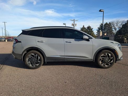 Used 2023 Kia Sportage SX image 4