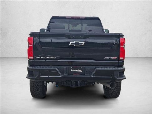 New 2026 Chevrolet Silverado 2500 ZR2 AWD/4WD image 8